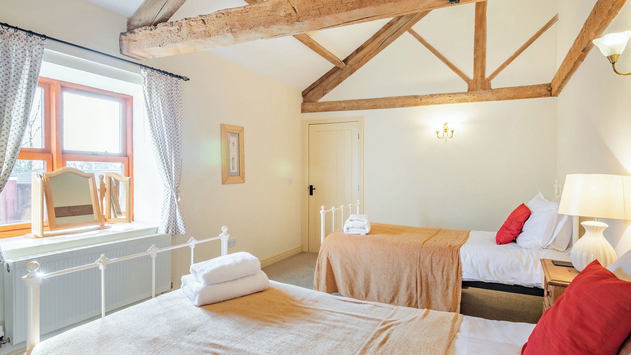 Photo of Others in Arnold