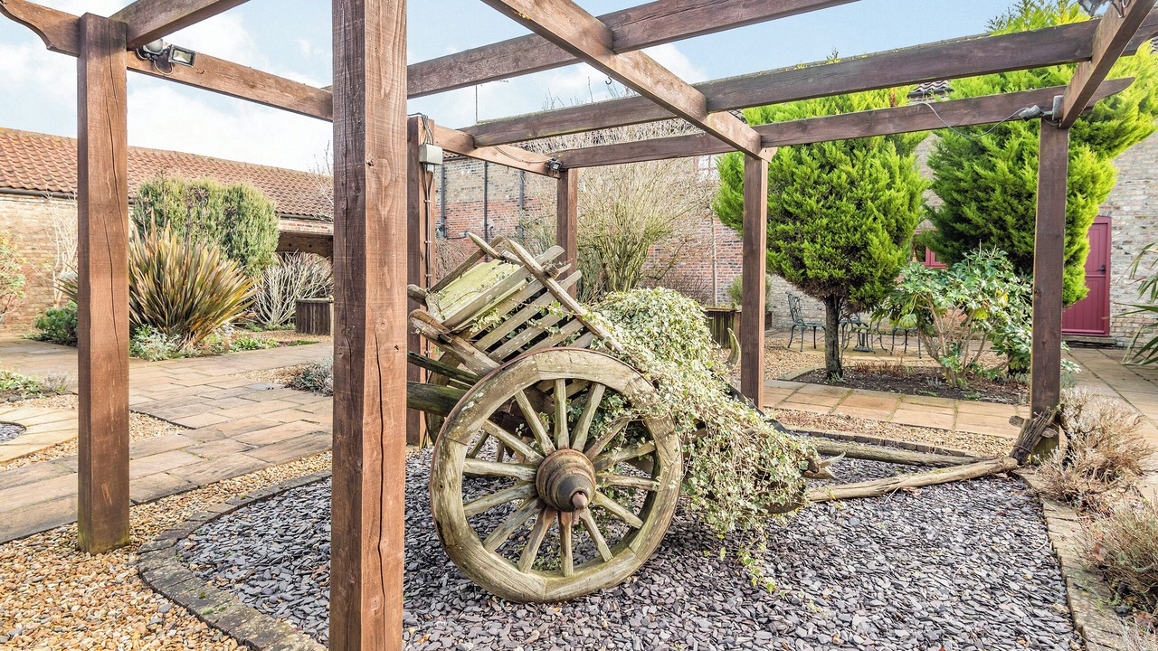 Photo of Others in Arnold