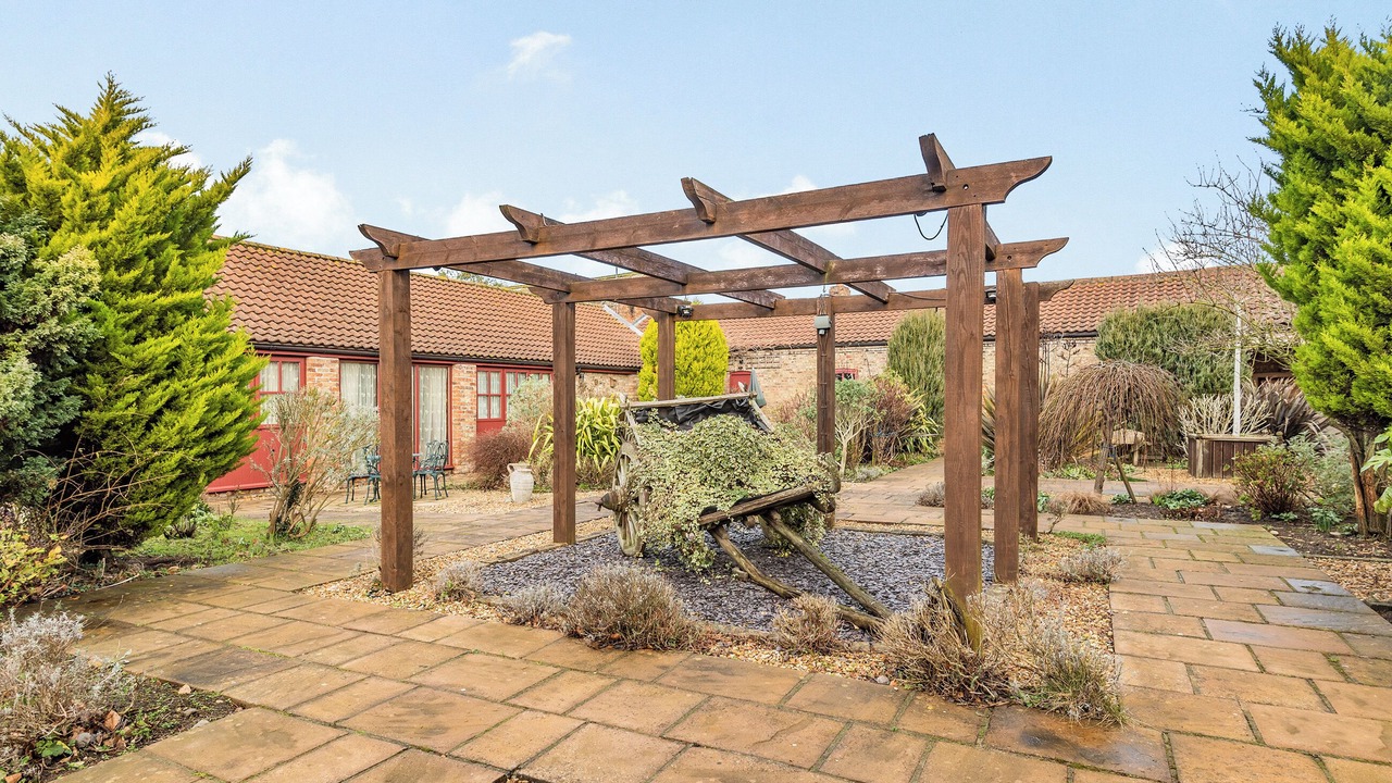 Photo of Others in Arnold