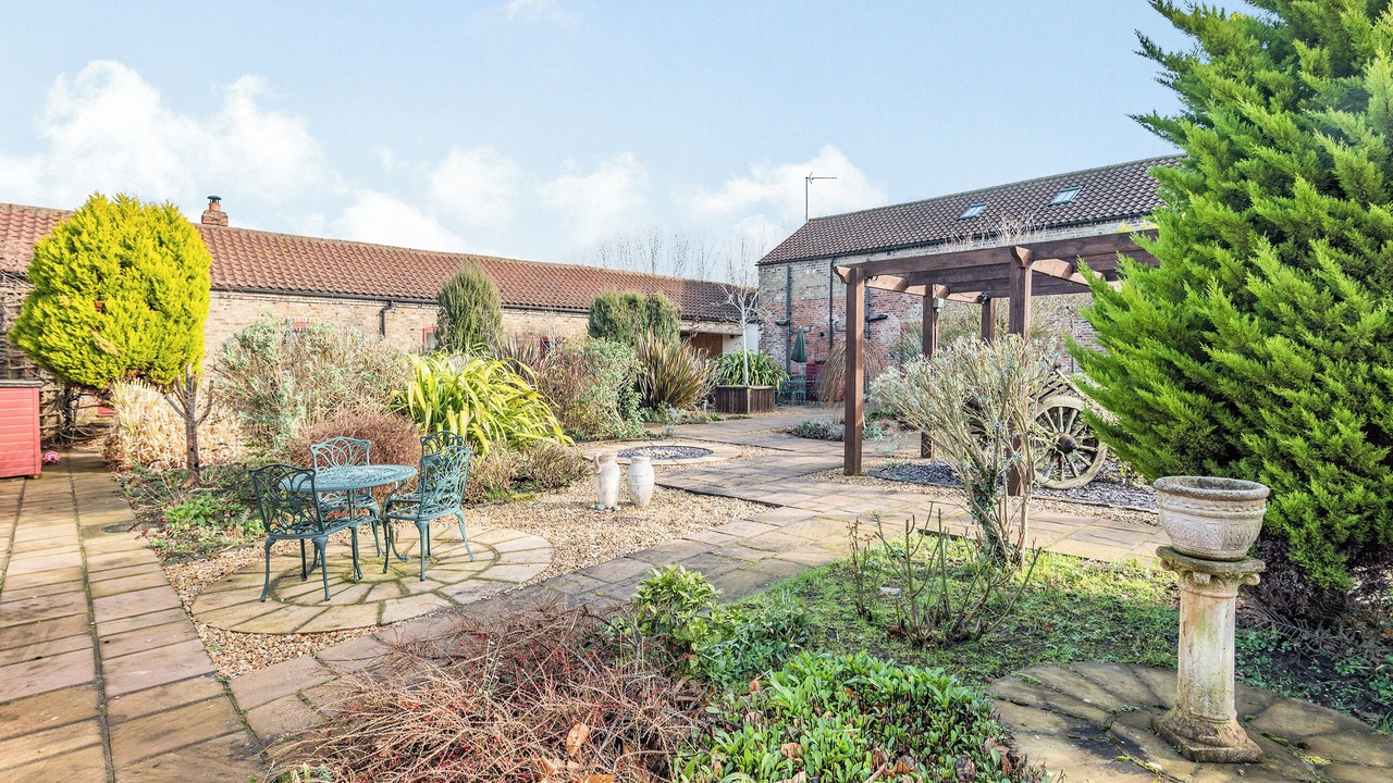 Photo of Others in Arnold