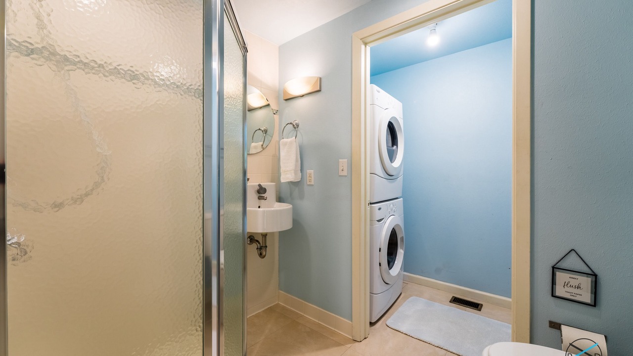 Photo of Bathroom in Enchanted Oaks