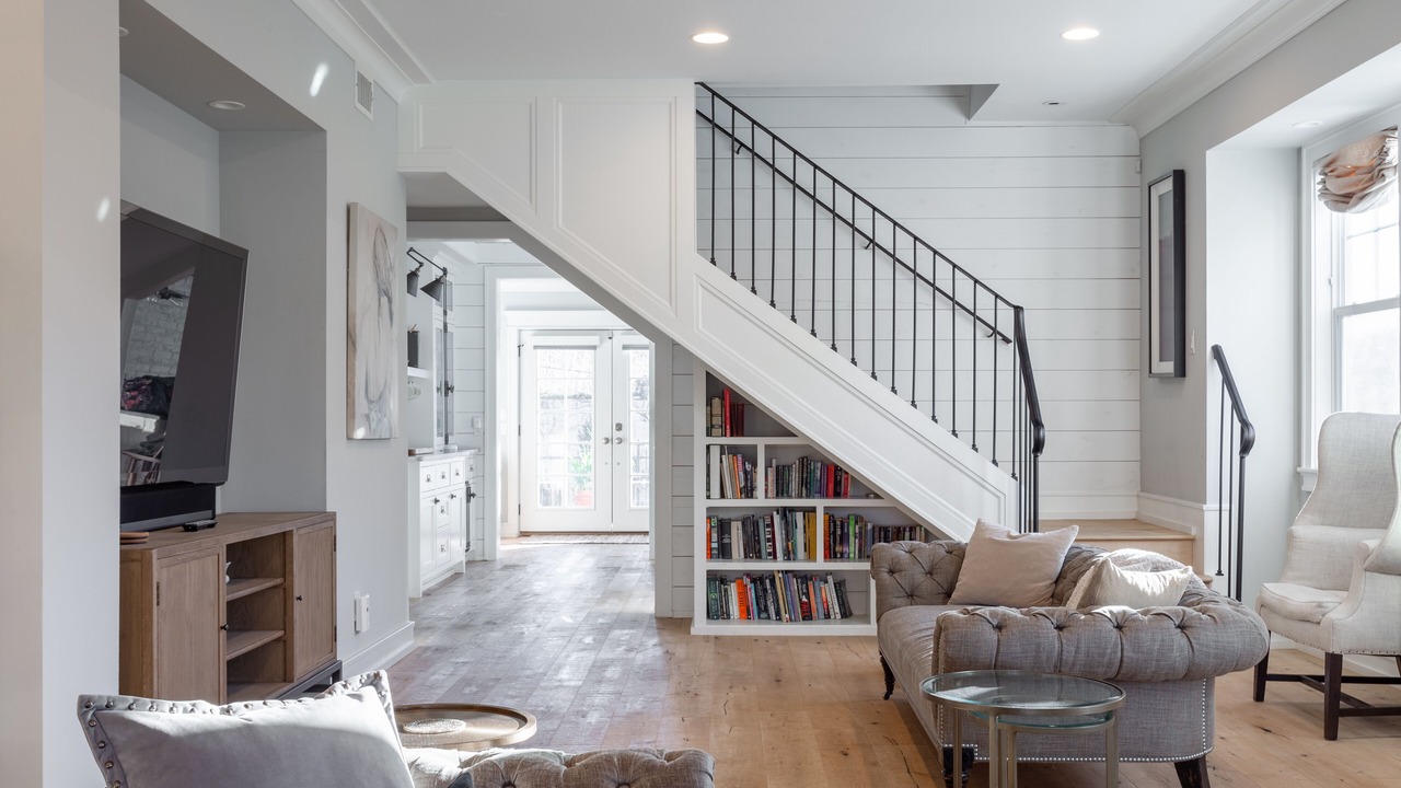 Photo of Livingroom in Travis Heights