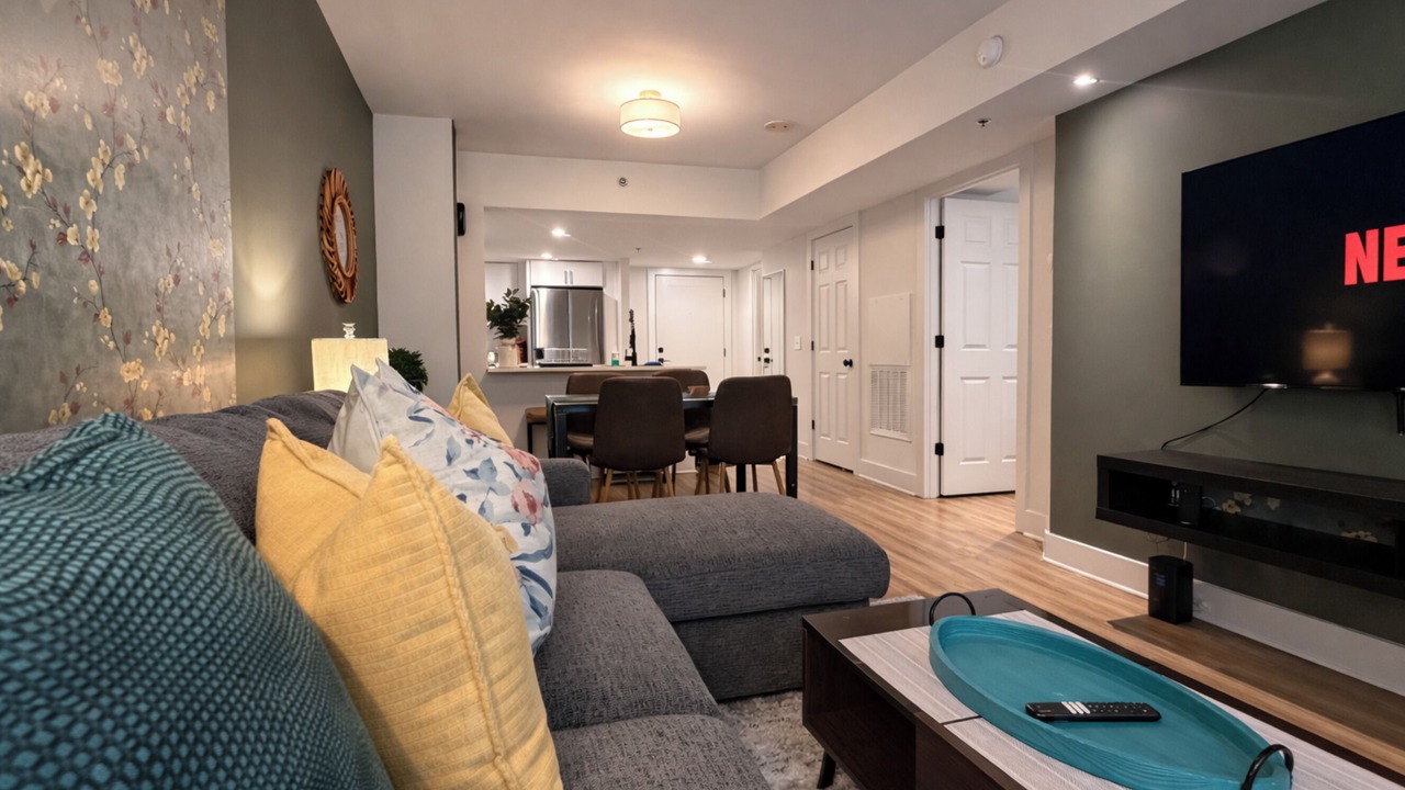 Photo of Livingroom in Crystal City