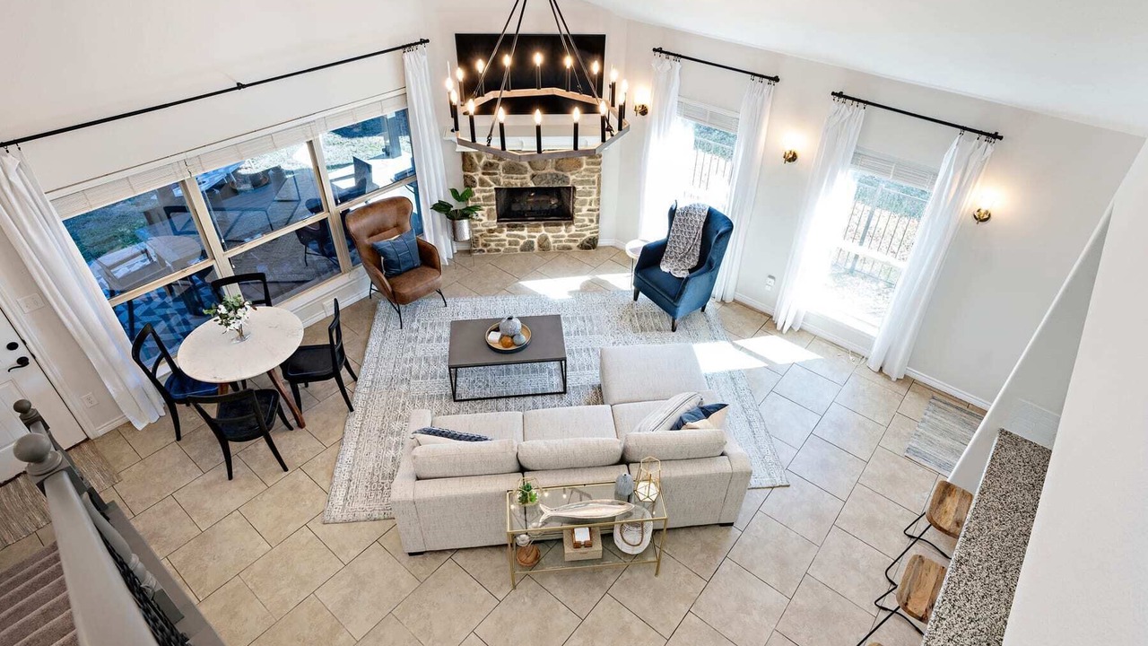 Photo of Livingroom in Mabank