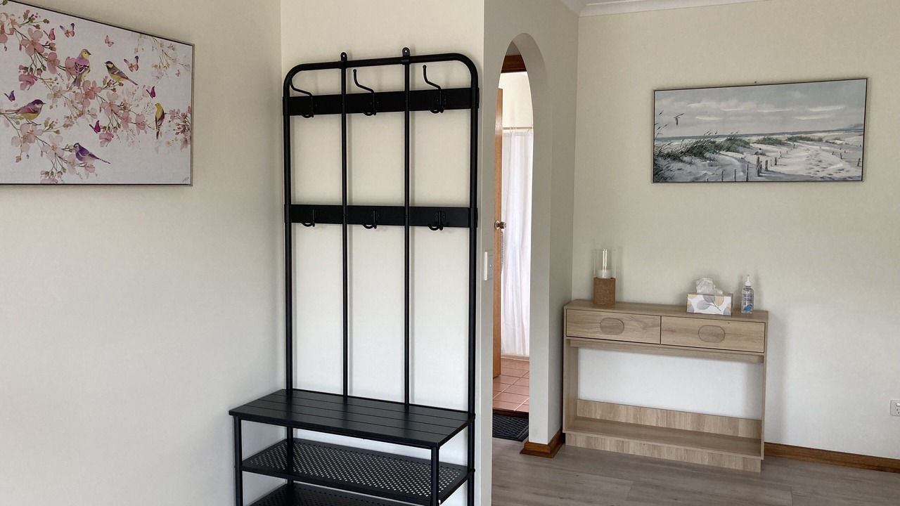 Photo of Others in Kingscote