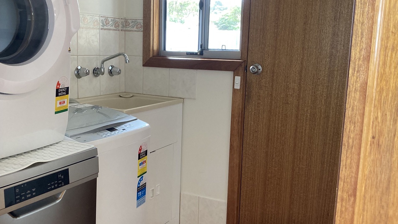 Photo of Others in Kingscote