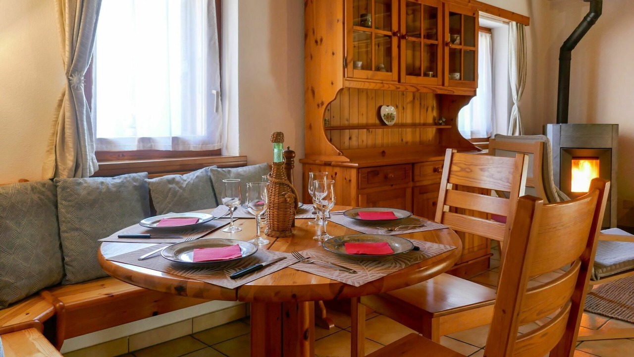 Photo of Bedroom in Negrentino