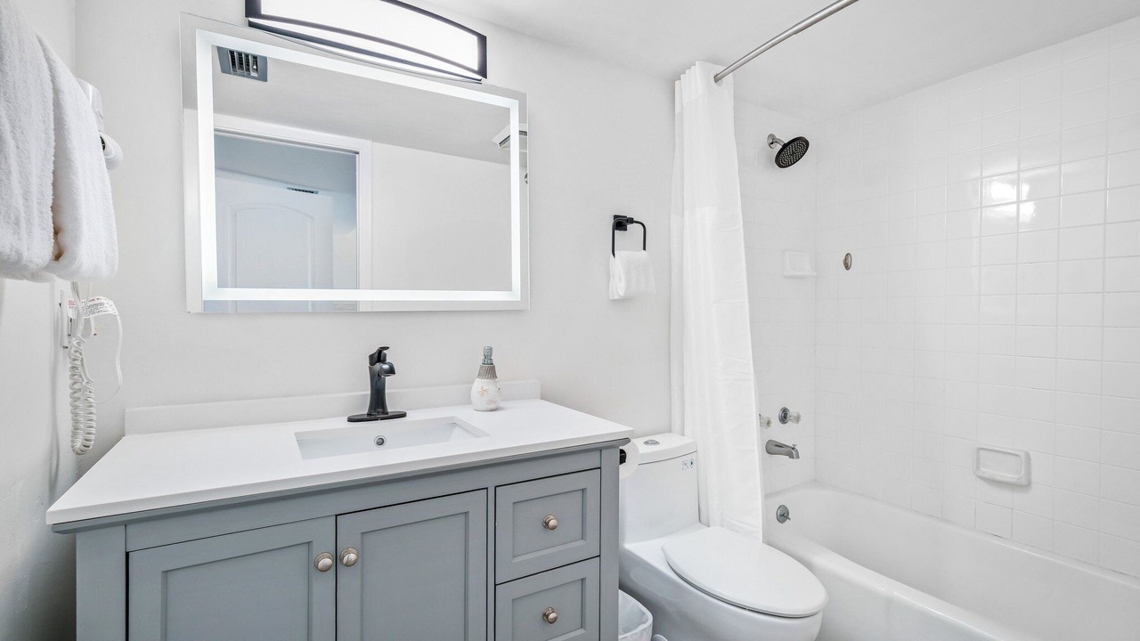 Photo of Bathroom in Ormond-by-the-Sea