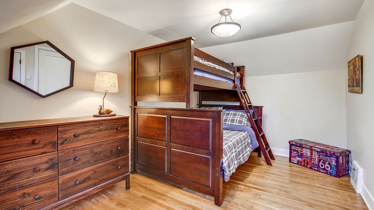 Photo of Bedroom in Morin Heights
