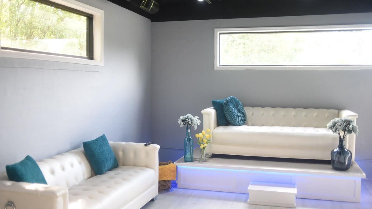 Photo of Livingroom in Eagan Park