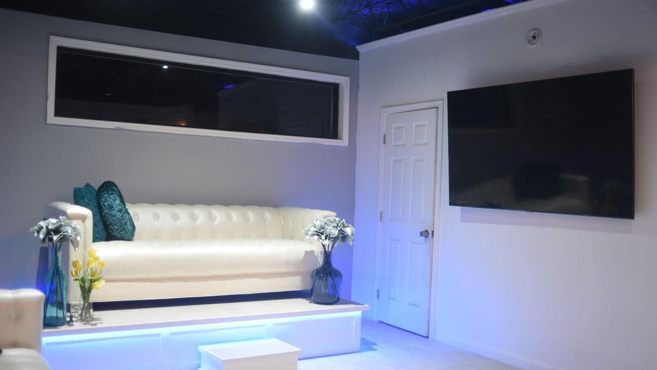 Photo of Livingroom in Eagan Park