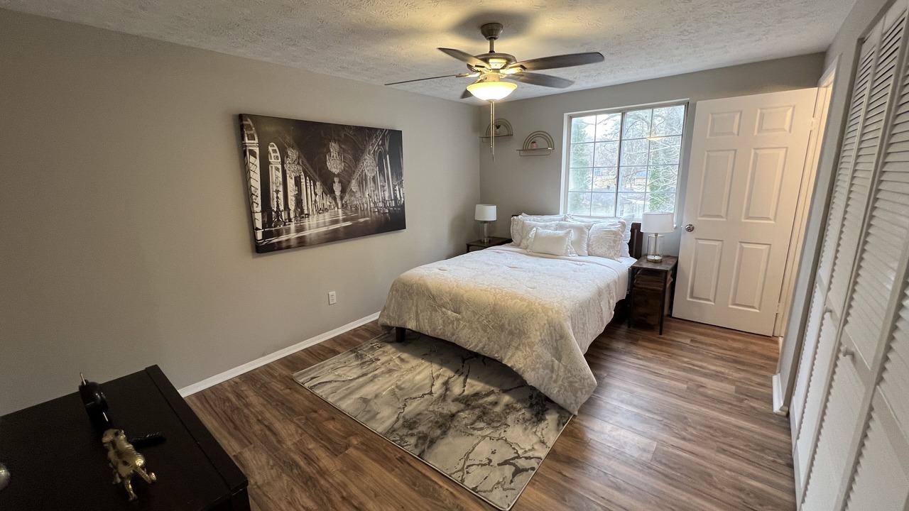Photo of Bedroom in Stone Mountain