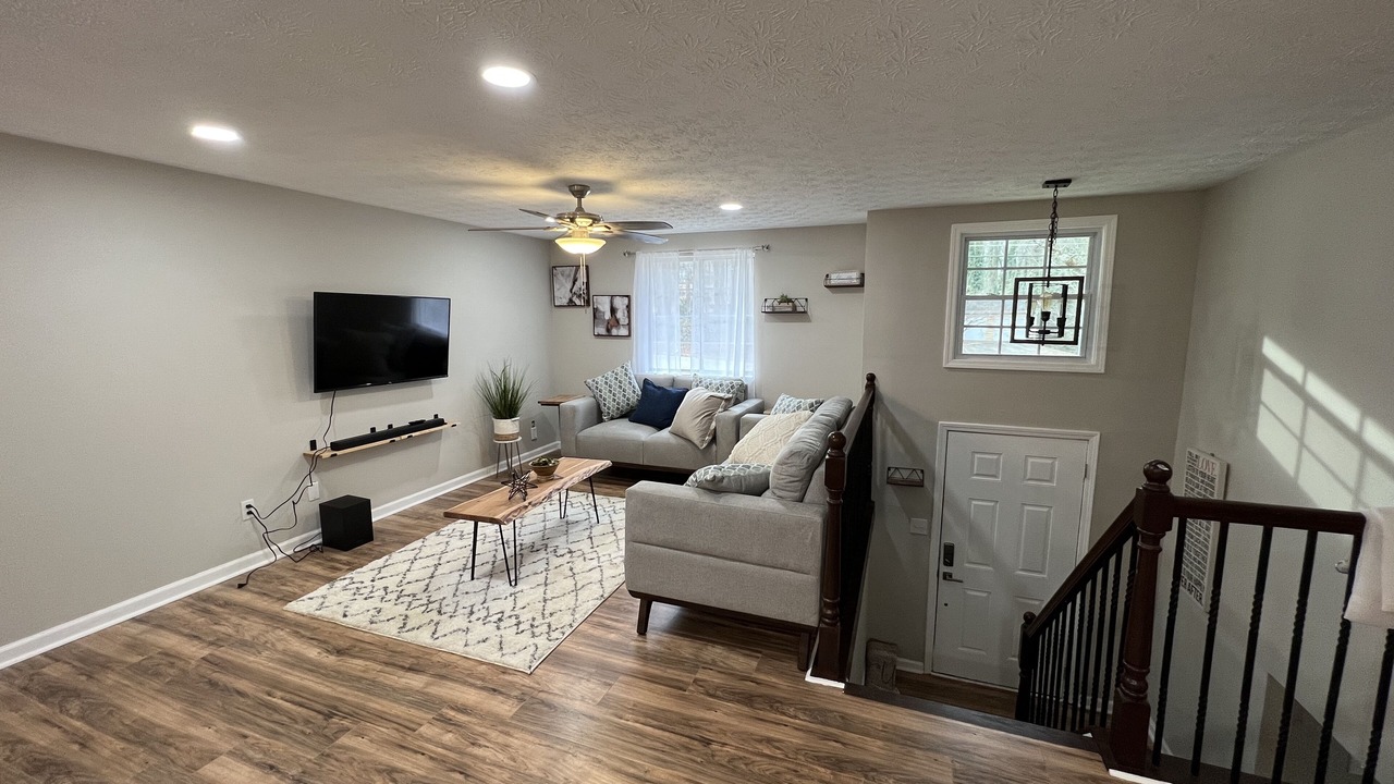Photo of Livingroom in Stone Mountain