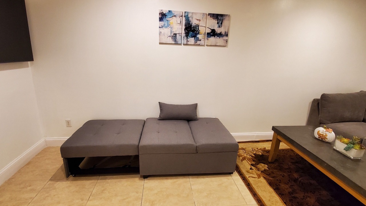 Photo of Livingroom in Elwood