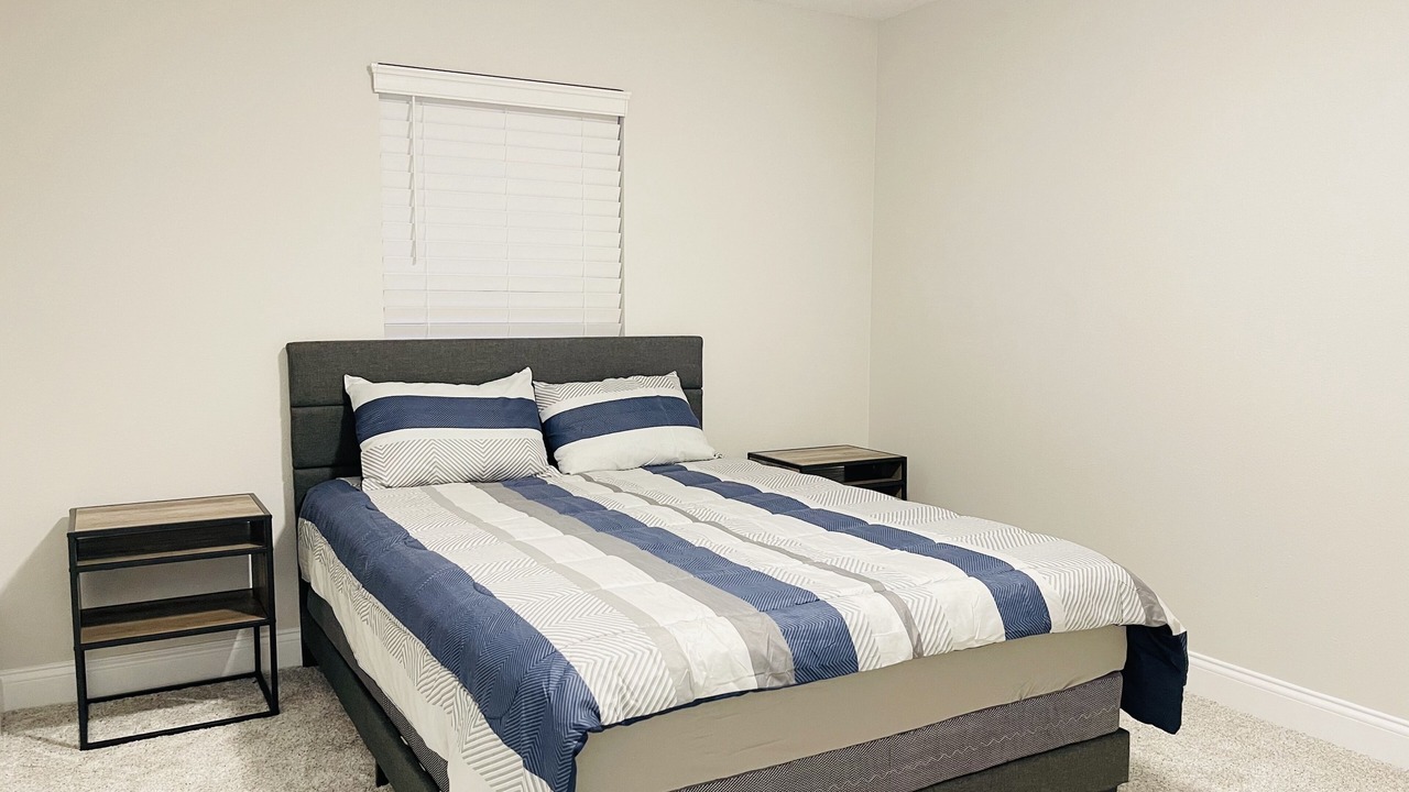 Photo of Bedroom in Seffner Community Alliance