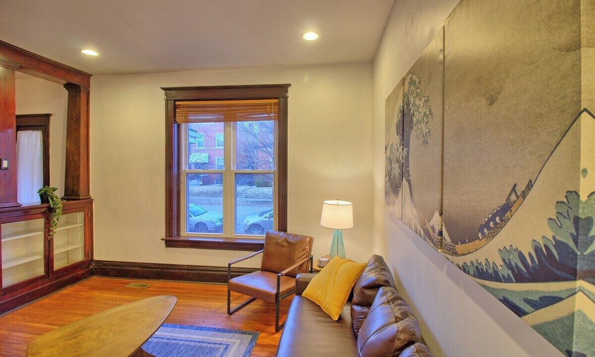 Photo of Livingroom in Tower Grove East