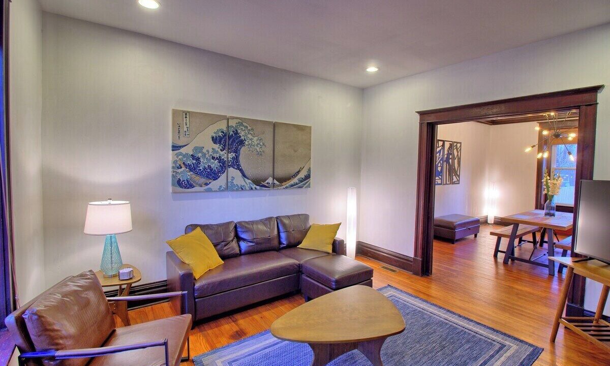 Photo of Livingroom in Tower Grove East