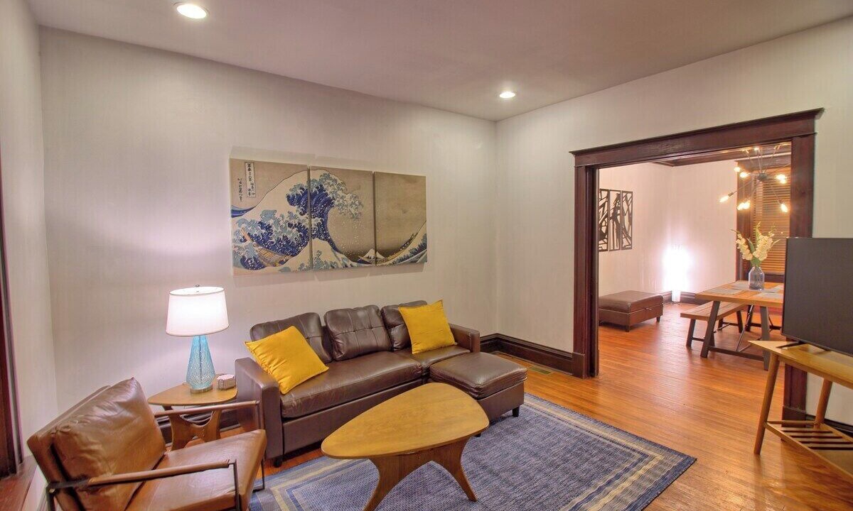 Photo of Livingroom in Tower Grove East