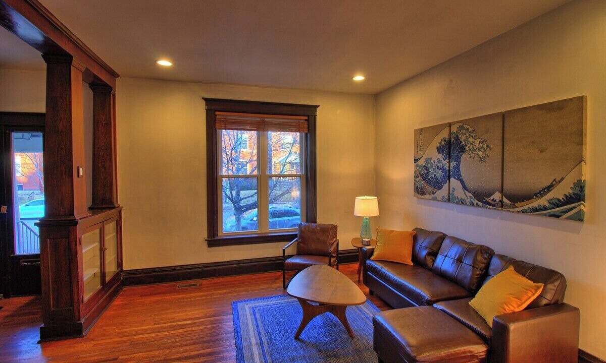 Photo of Livingroom in Tower Grove East