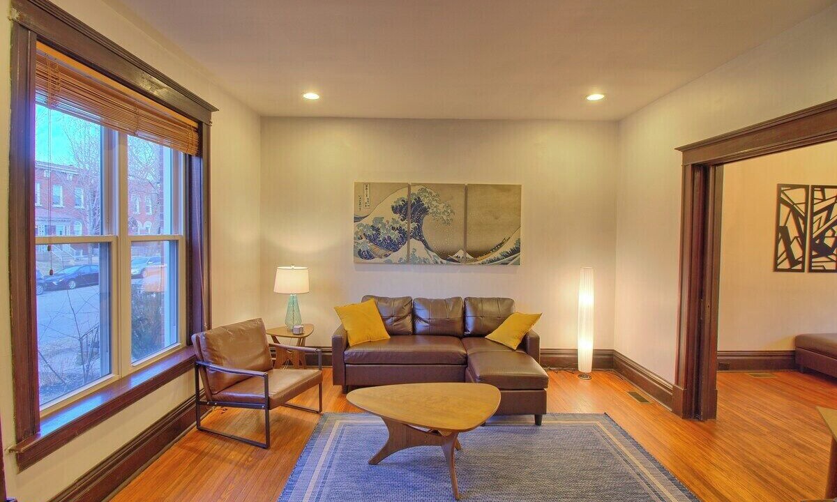 Photo of Livingroom in Tower Grove East