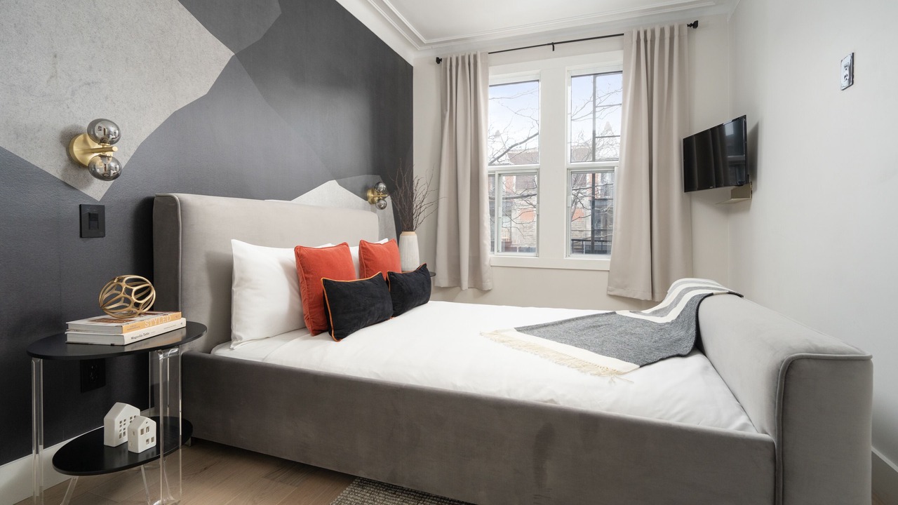 Photo of Bedroom in Plateau Mont Royal