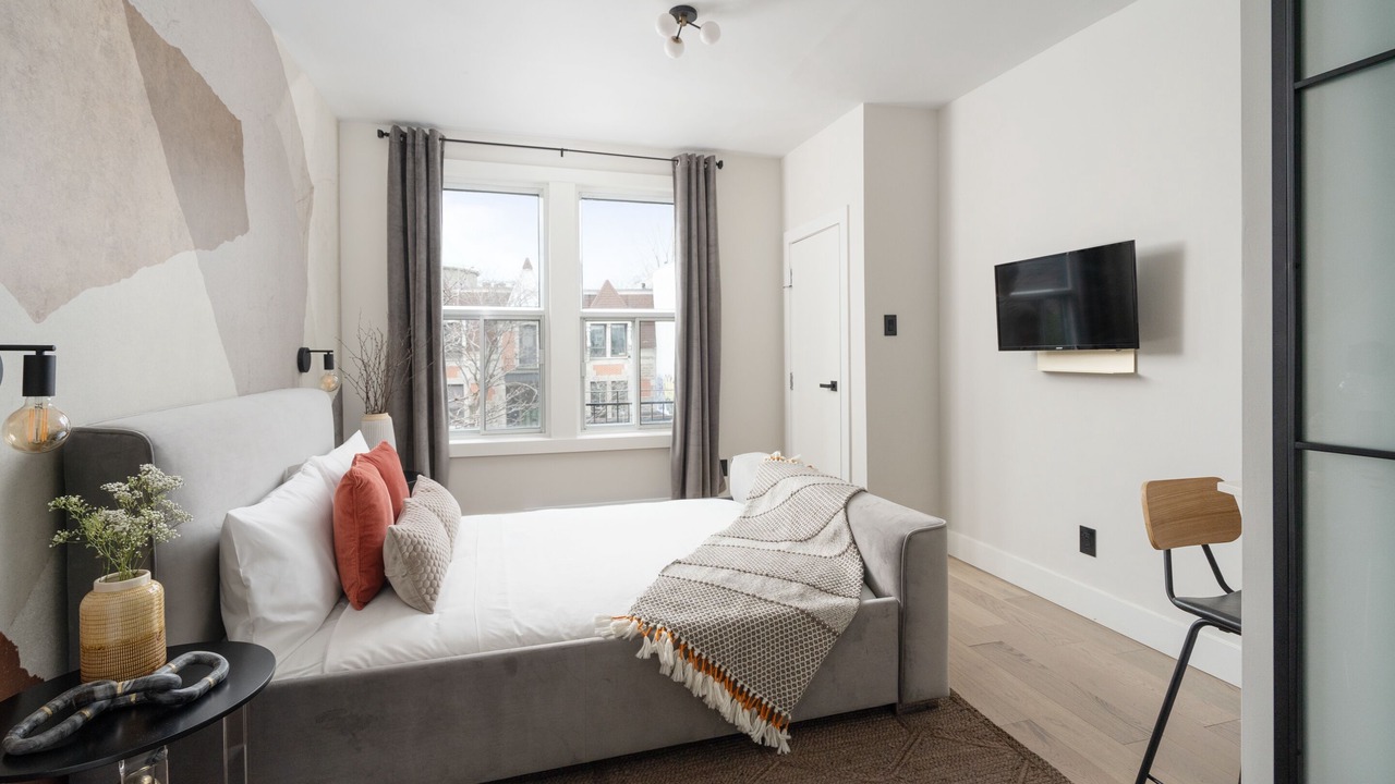 Photo of Bedroom in Plateau Mont Royal