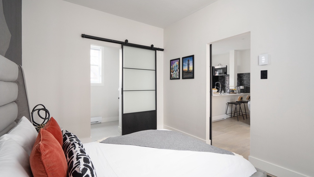 Photo of Bedroom in Plateau Mont Royal