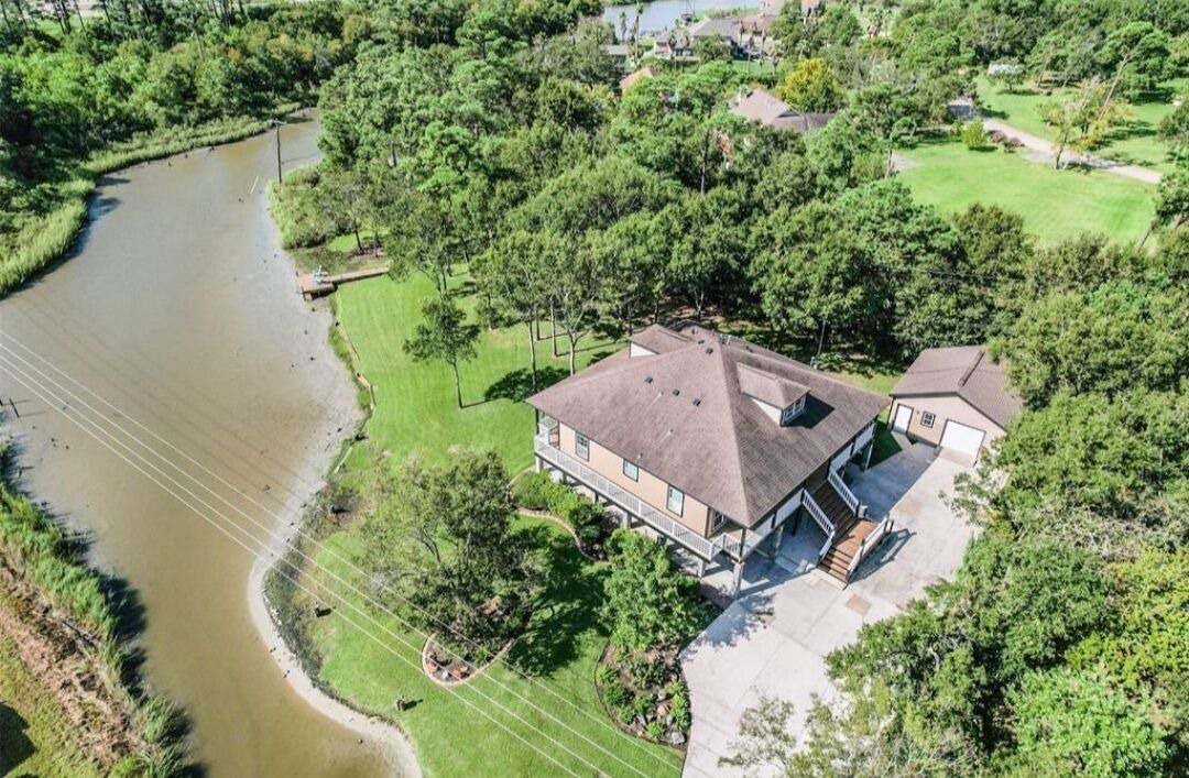Photo of Outdoor in Shoreacres