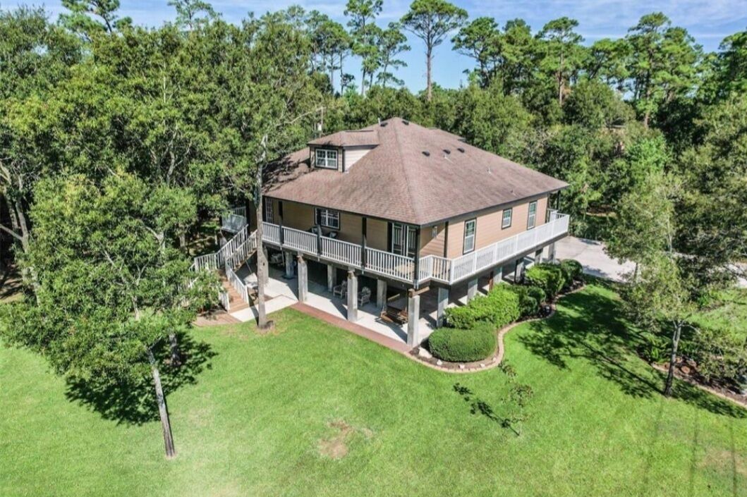 Photo of Outdoor in Shoreacres