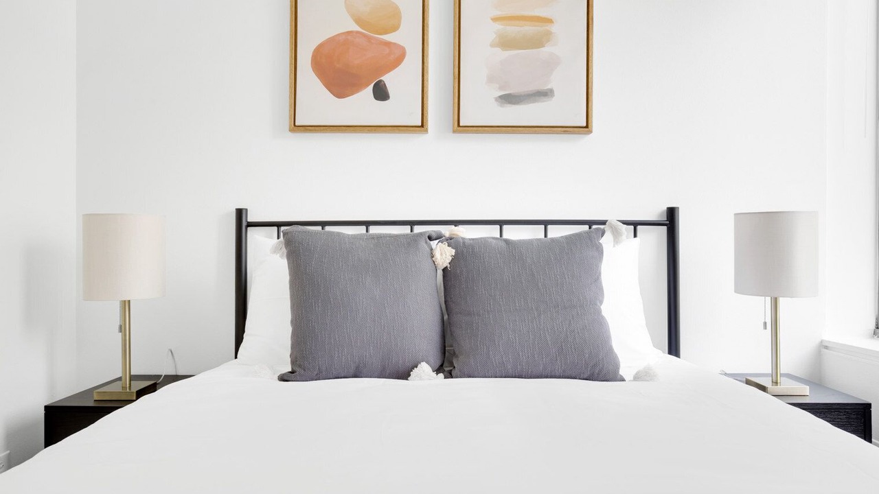 Photo of Bedroom in Streeterville