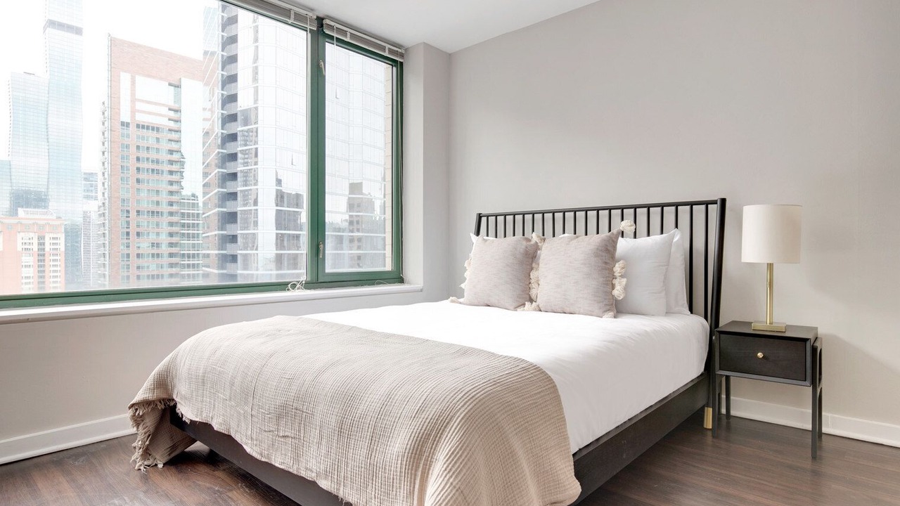 Photo of Bedroom in Streeterville