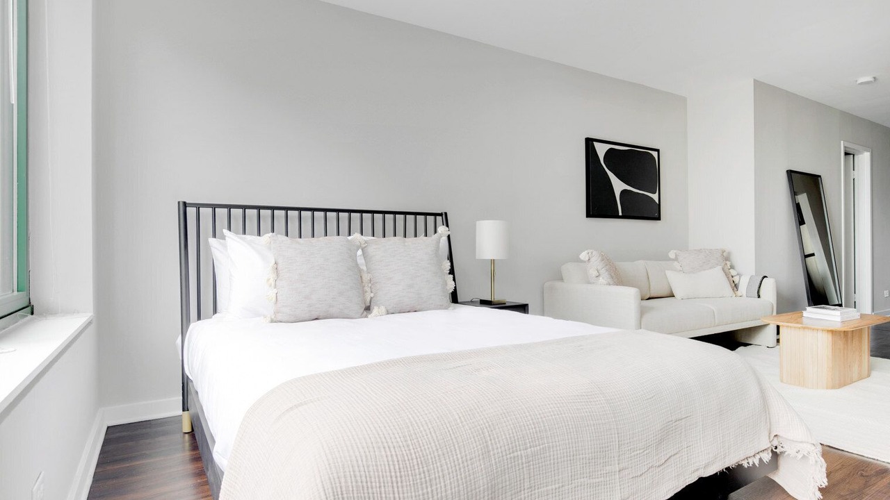 Photo of Bedroom in Streeterville