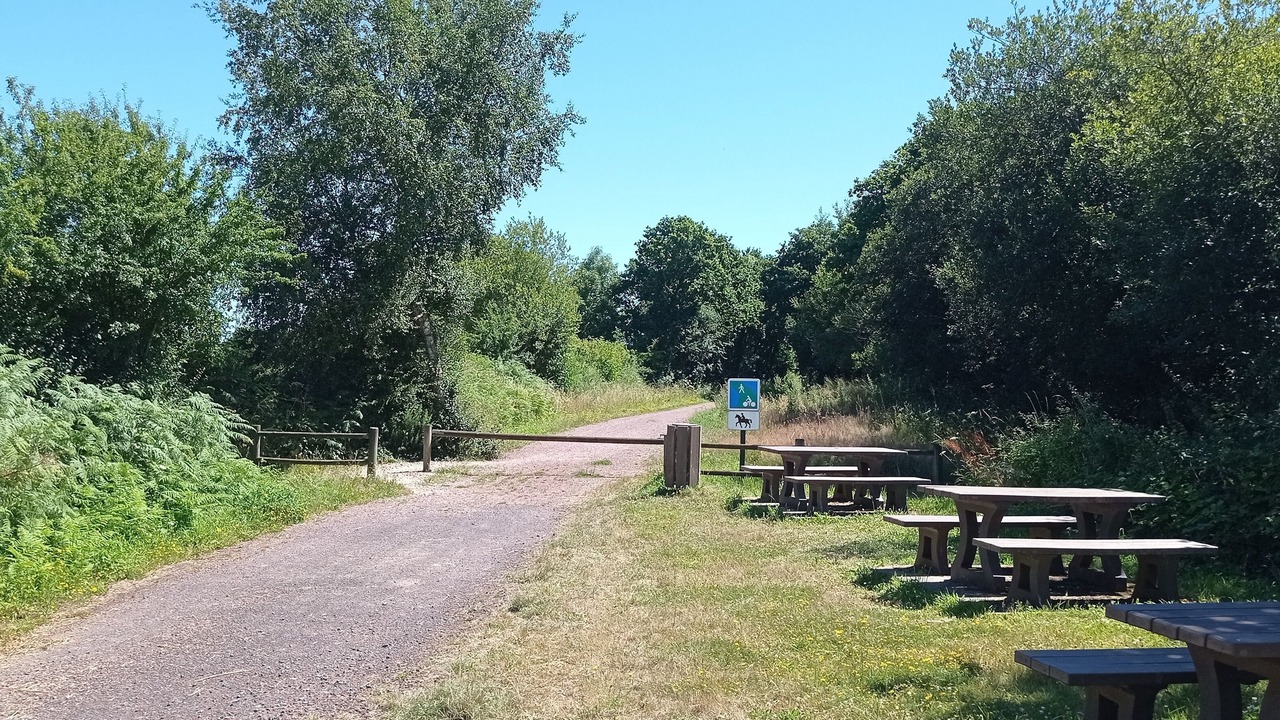 Photo of Outdoor in Montsenelle