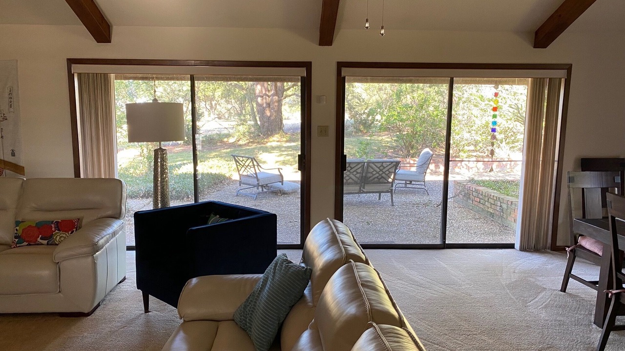 Photo of Livingroom in Briarcrest Estates
