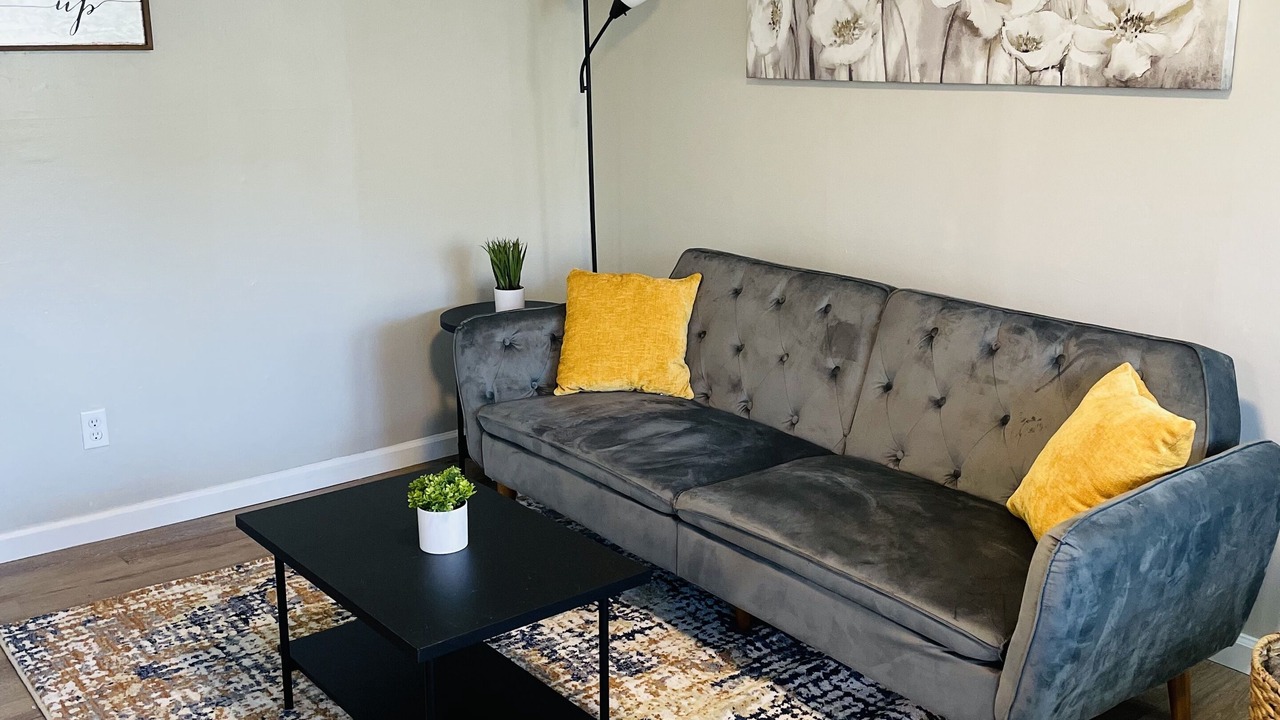 Photo of Livingroom in Rossville