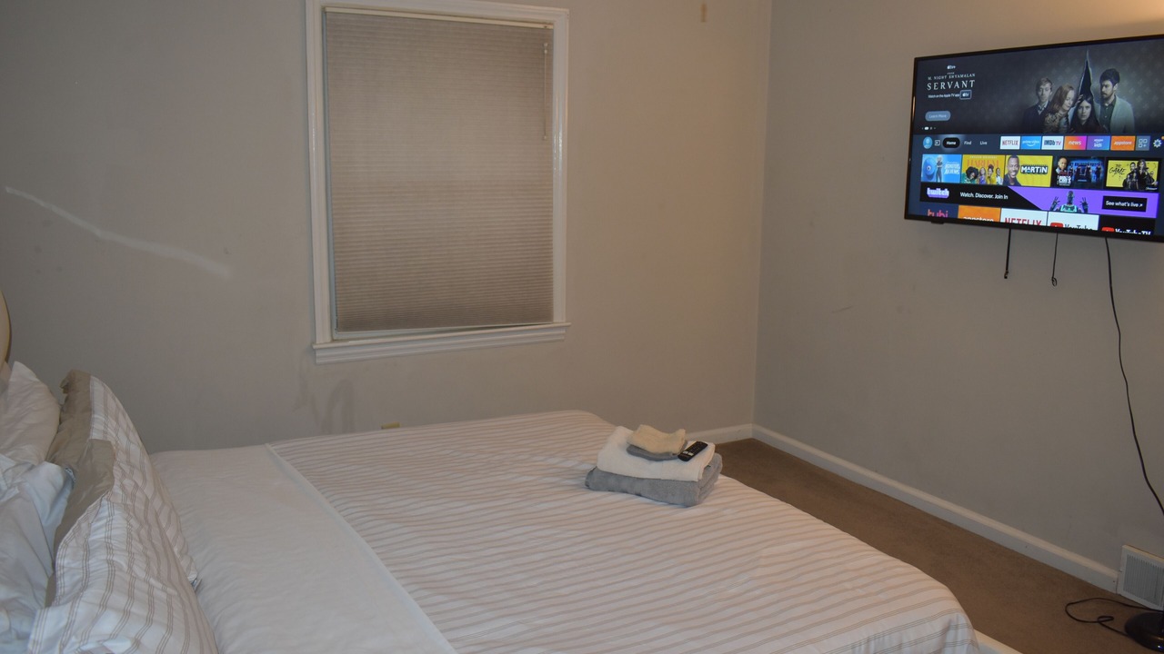 Photo of Bedroom in Brookhaven
