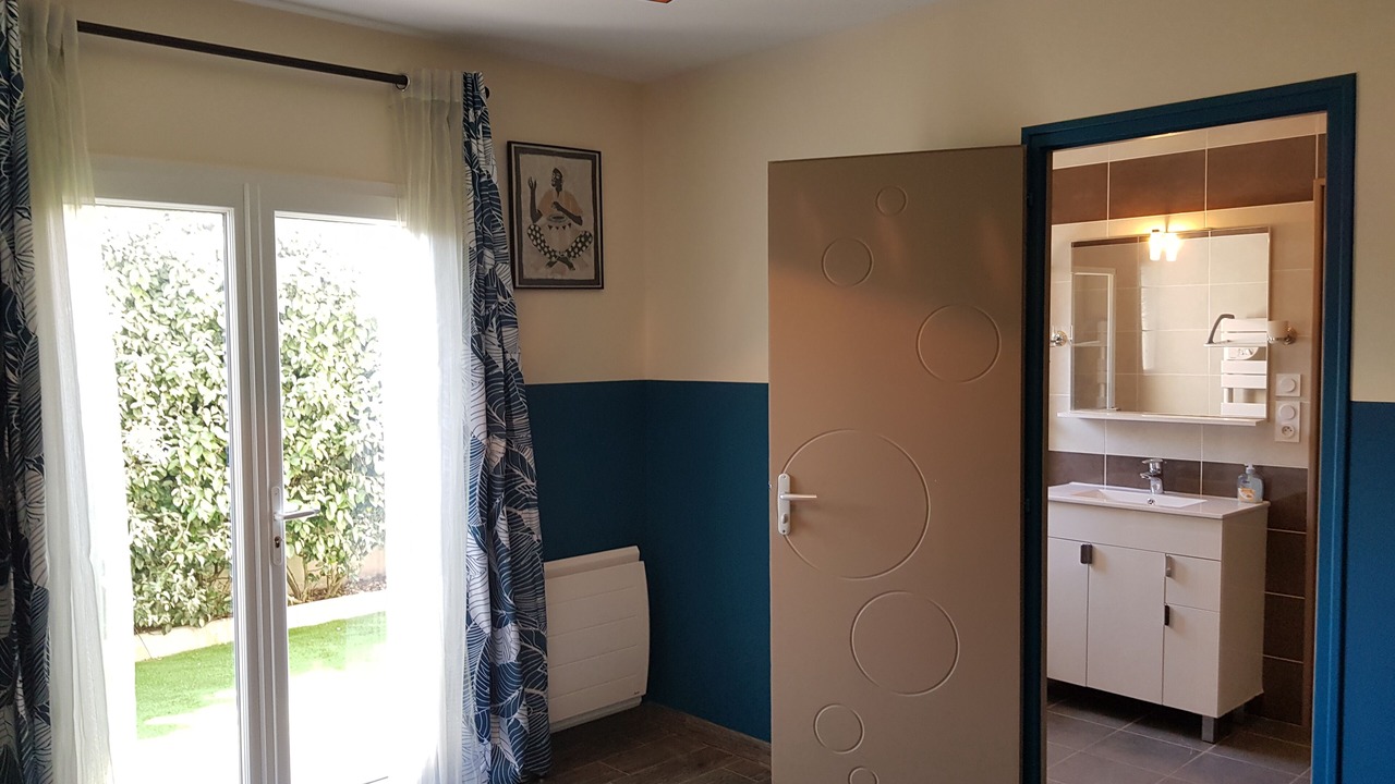 Photo of Bathroom in Saint-Gilles-Croix-de-Vie