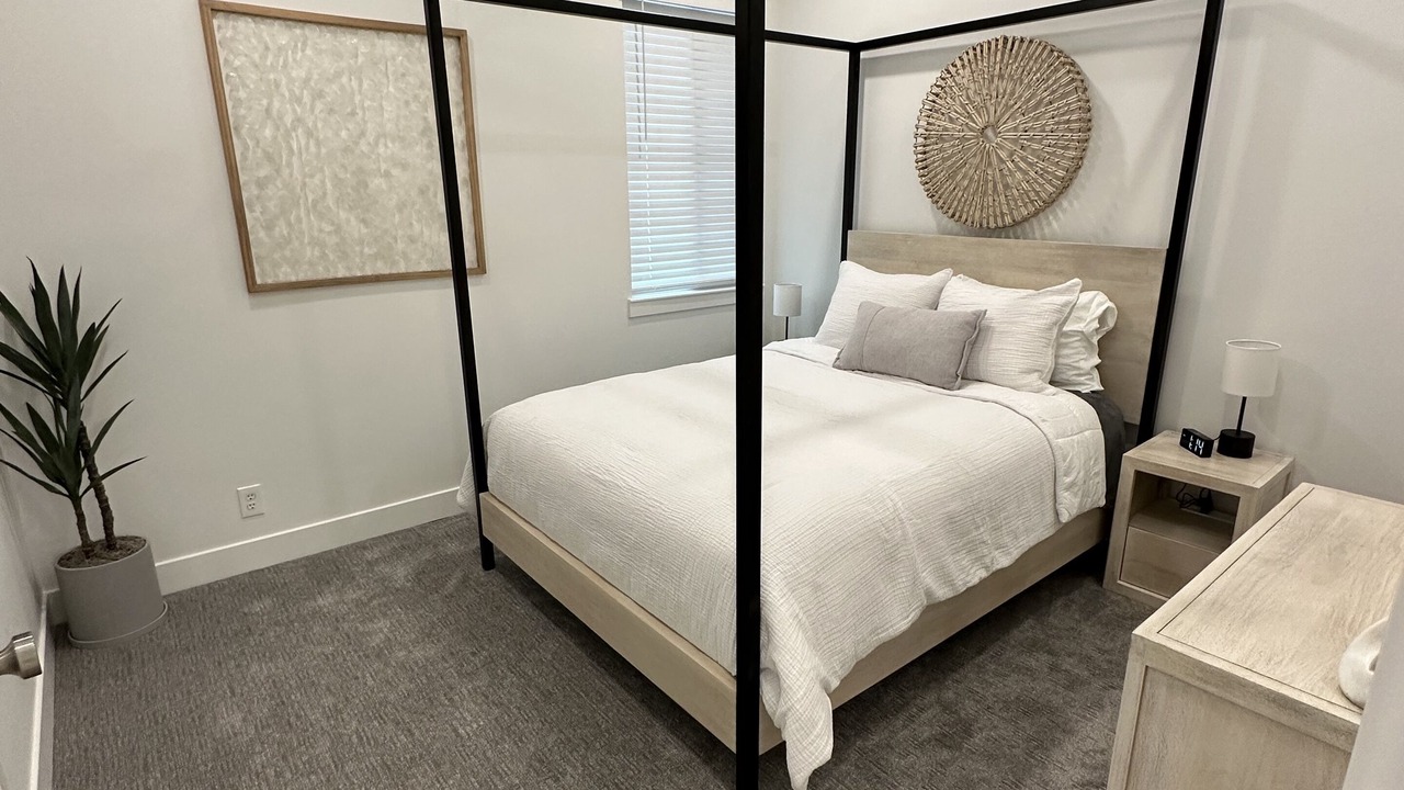 Photo of Bedroom in Garden City