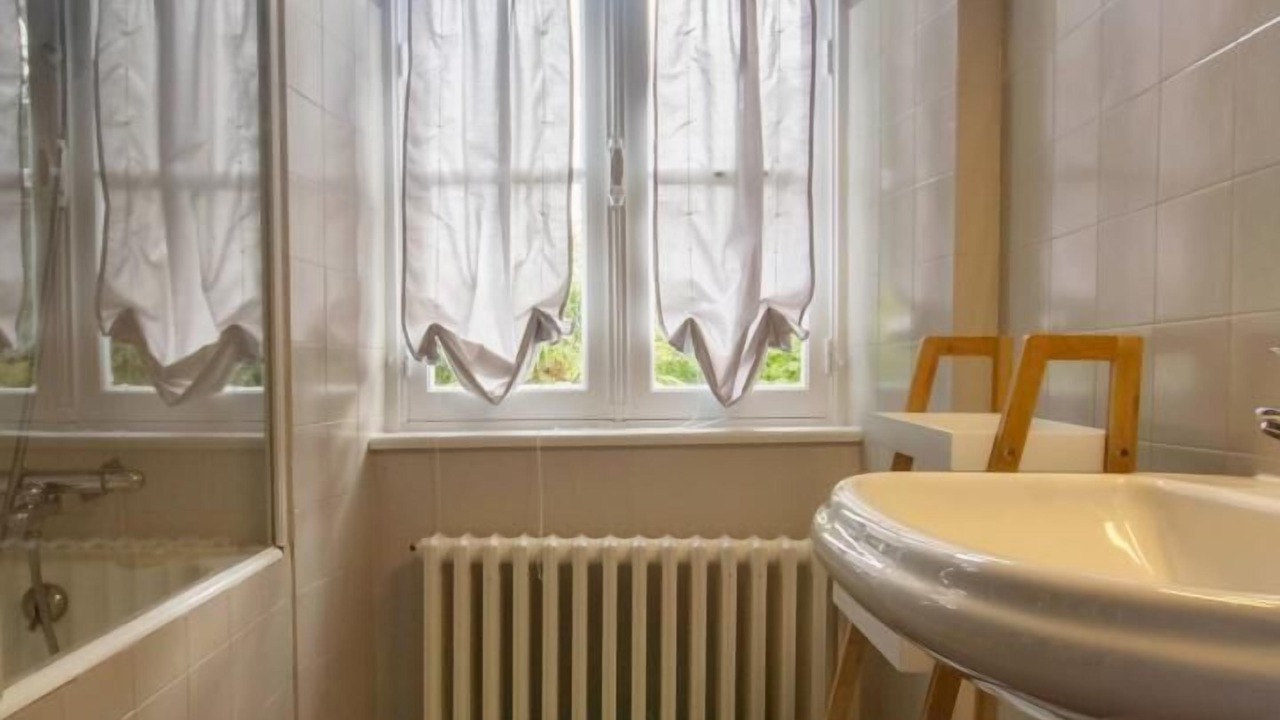 Photo of Bathroom in Locoal-Mendon