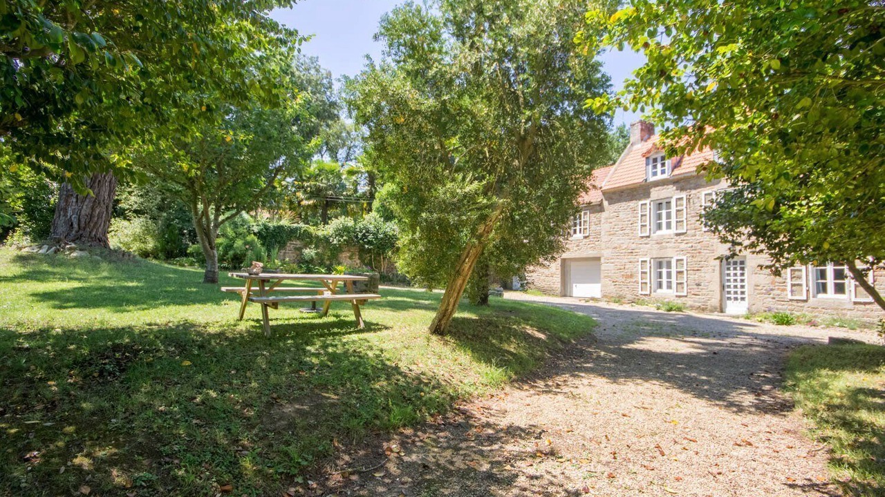 Photo of Outdoor in Locoal-Mendon