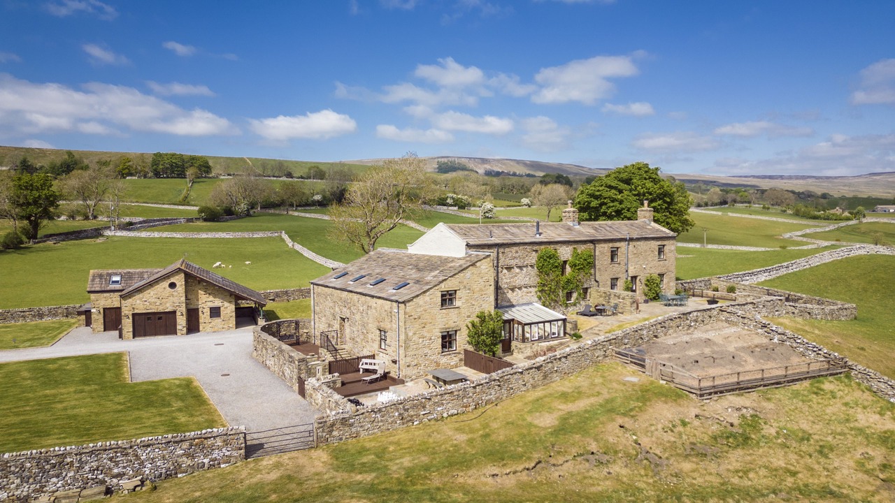 Photo of Others in Worton