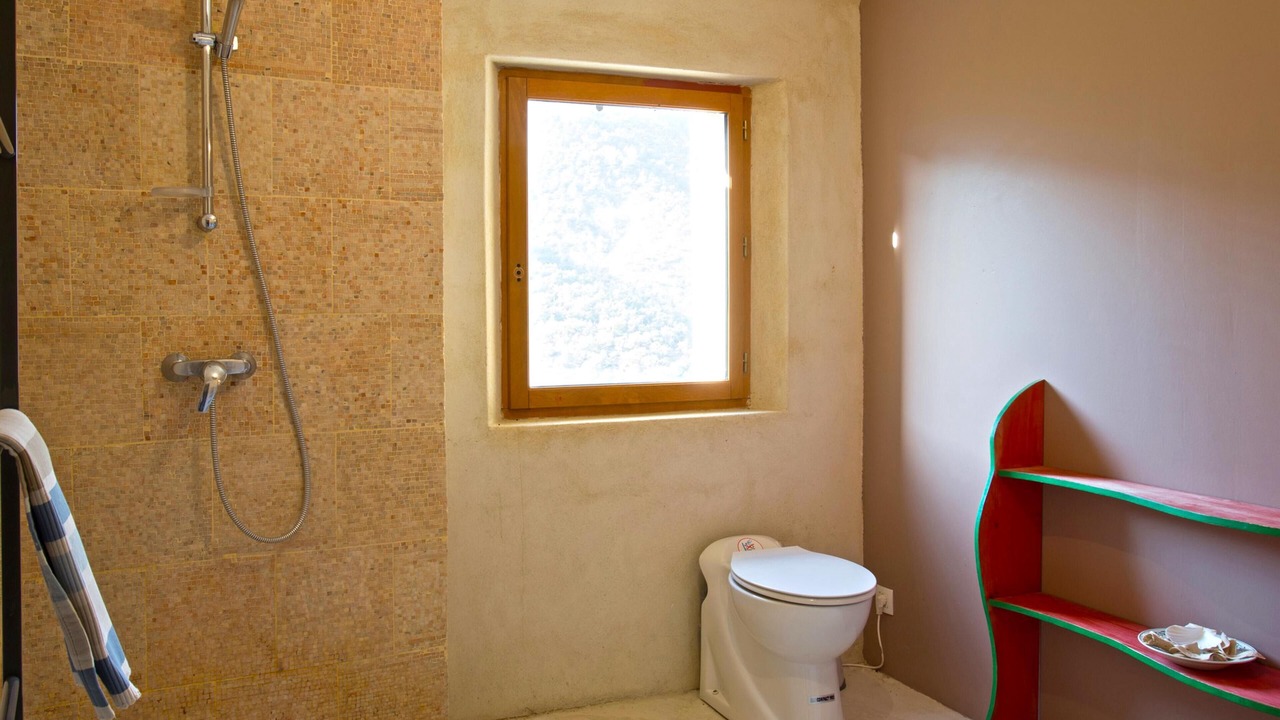 Photo of Bathroom in Montaulieu