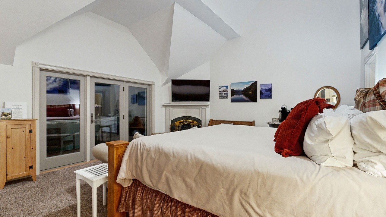 Photo of Bedroom in Jackson