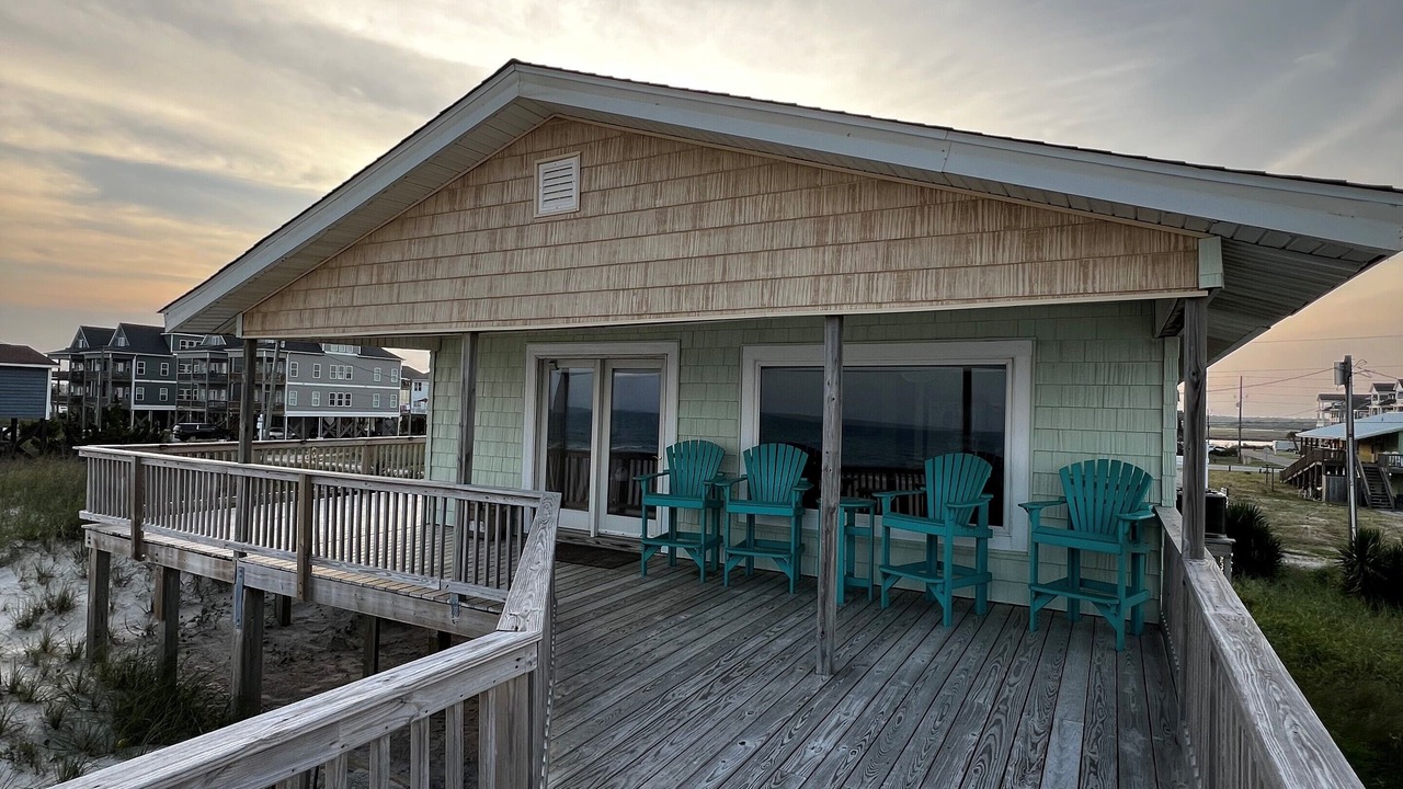 Photo of Patio Balcony in North Topsail Beach