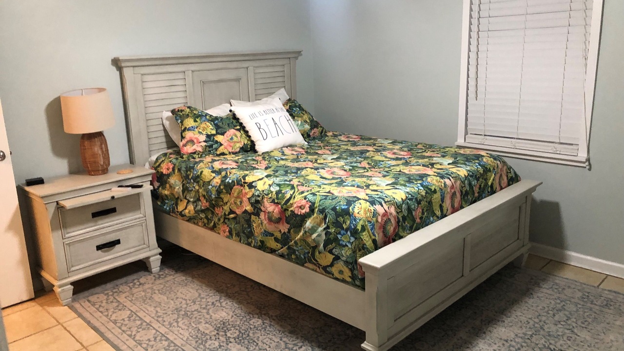 Photo of Bedroom in North Topsail Beach