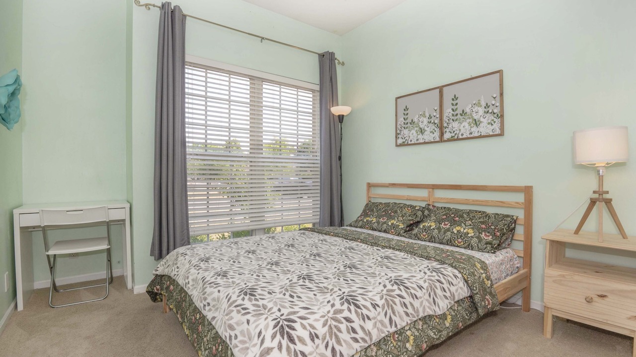 Photo of Bedroom in Oswego