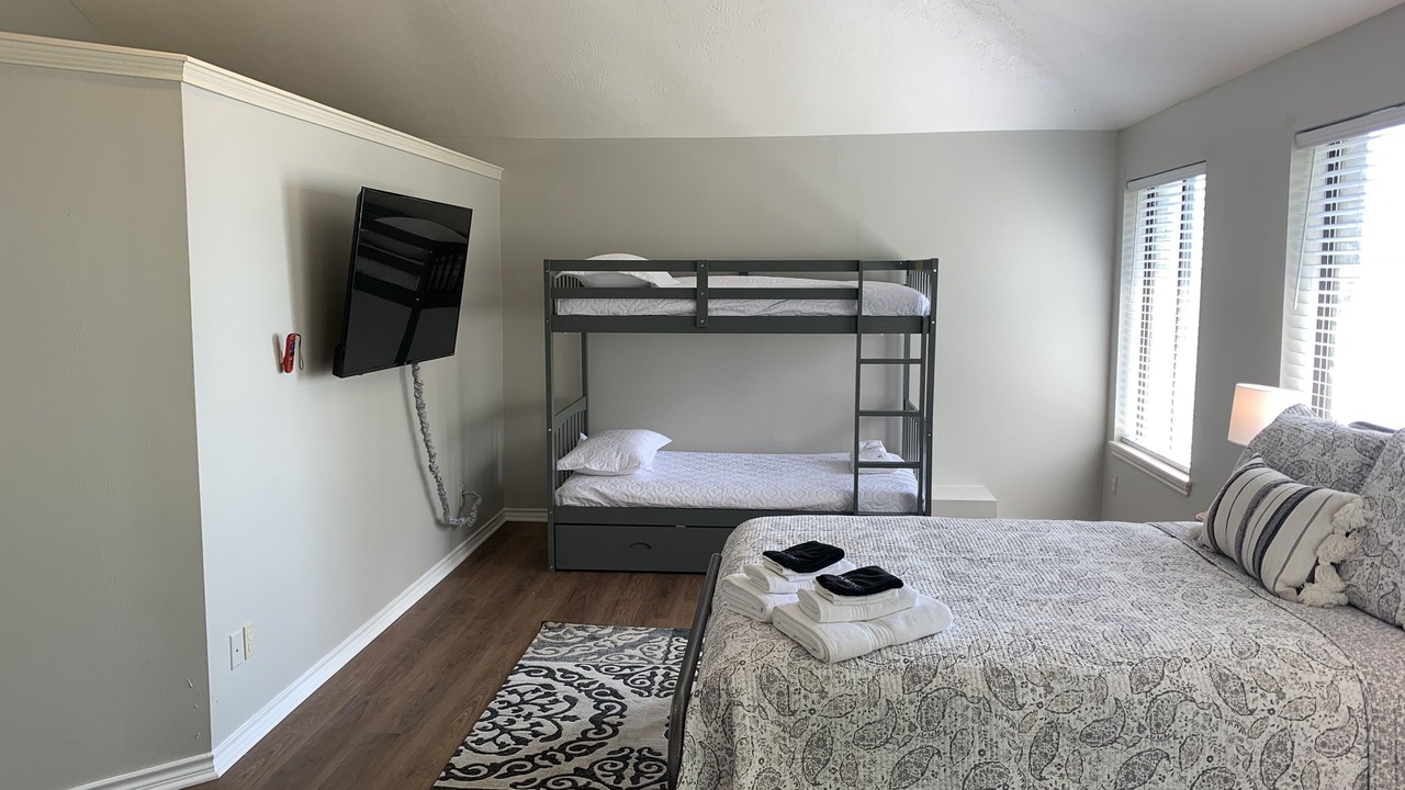 Photo of Bedroom in Onalaska