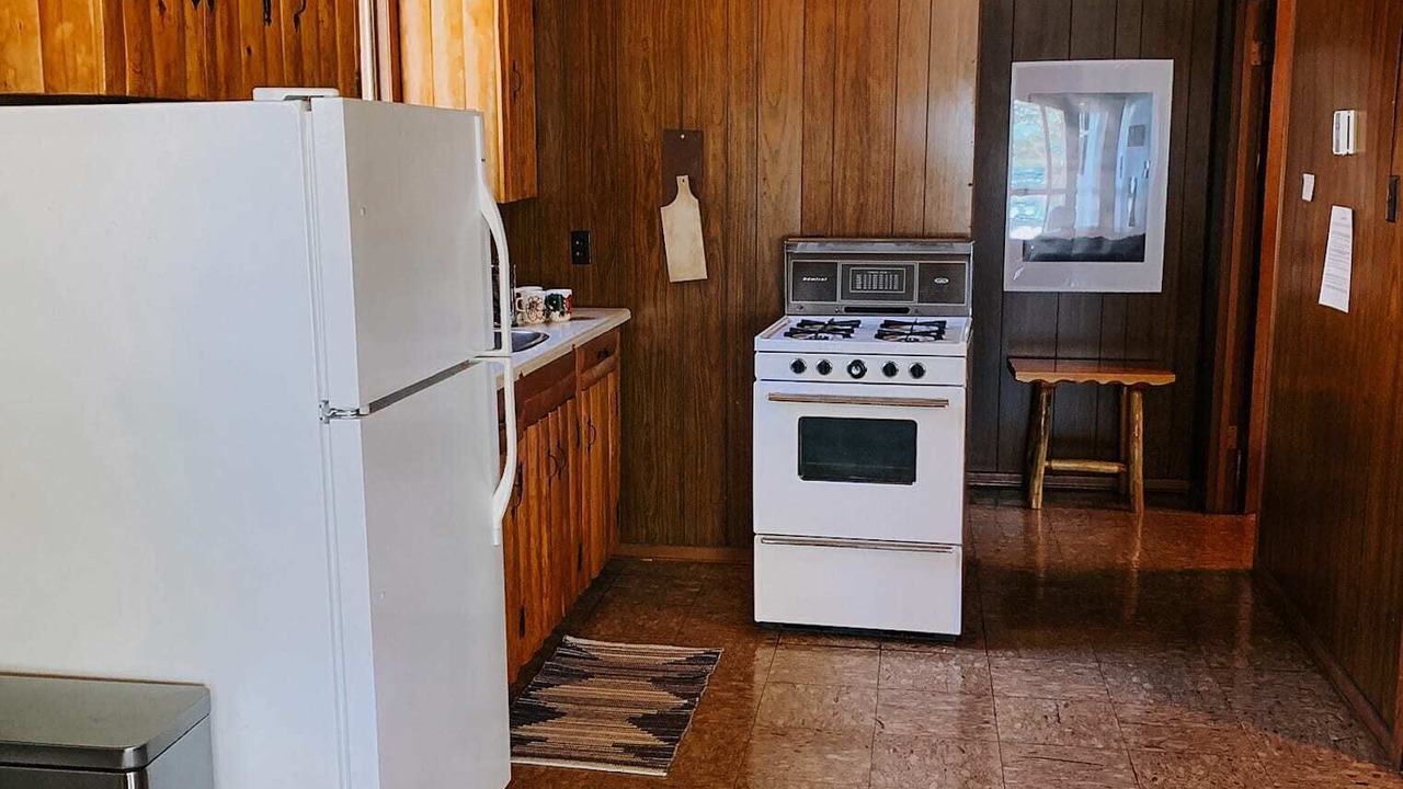 Photo of Kitchen in Sioux Narrows Nestor Falls