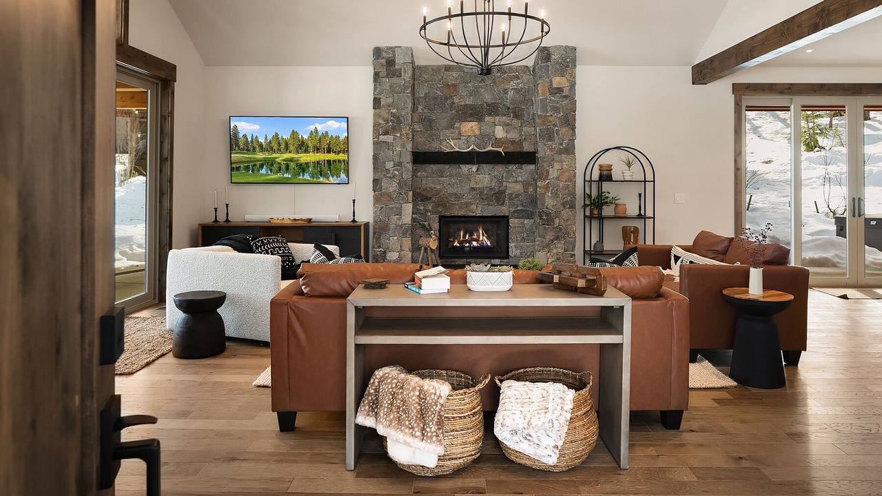 Photo of Livingroom in Cle Elum
