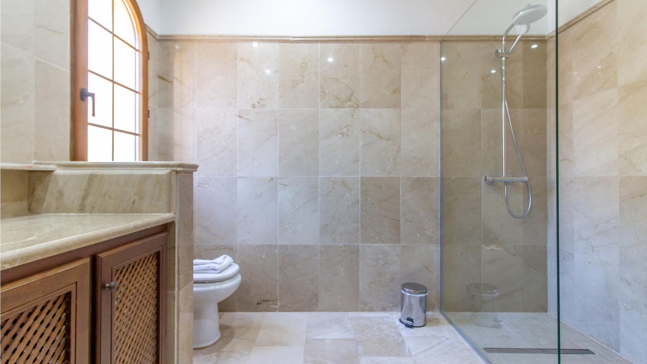 Photo of Bathroom in El Beal